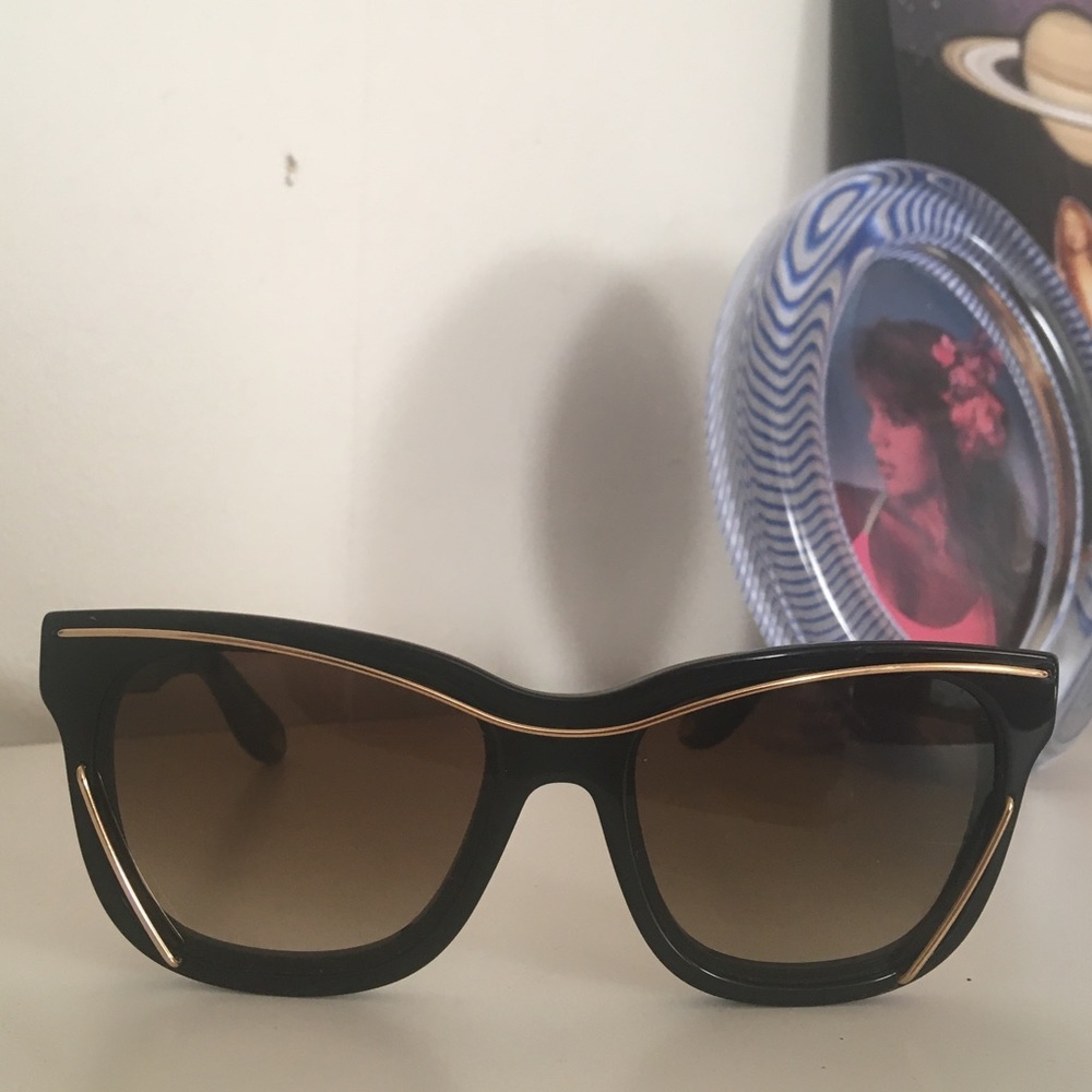 Black Givenchy Sunglasses GV 7028/S